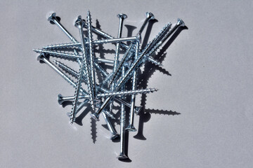 複数個のネジ（コーススレッド）・ハイコントラスト