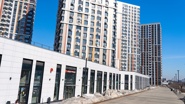 Moscow March 22 2024. LIFE VARSHAVSKAYA residential quarter is located between two metro stations "Varshavskaya" and "Kashirskaya". Developer PIONEER company is one of the leading developers Russia.