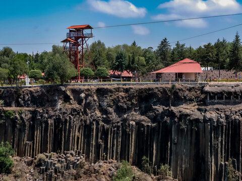 Huasca de Ocampo, 28 de marzo de 2024, Hidalgo, M&eacute;xico, parque ecotur&iacute;stico prismas bas&aacute;lticos