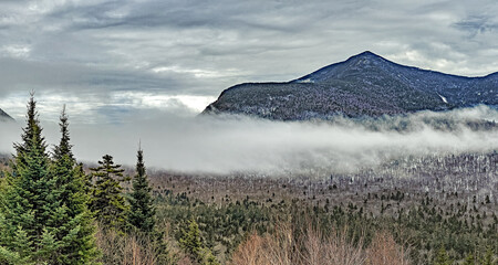  White Mountains are a mountain range of the state of New Hampshire - 774124067