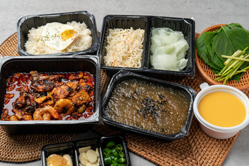 Korean food, webfoot octopus, stir-fry, pork belly, rice, lunch box, shrimp, bean sprout soup,...