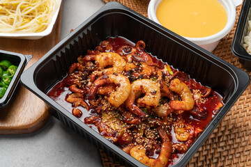 Korean food, webfoot octopus, stir-fry, pork belly, rice, lunch box, shrimp, bean sprout soup, steamed eggs, chili peppers, garlic, radish wraps, flying fish roe, perilla leaf