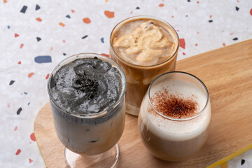 Café, vanilla, matcha, chocolate, black sesame, red velvet, chiffon, cake, herbal tea, ade, lemon, grapefruit, fashion fruit, milk tea, potato bread, sweet potato bread, smoothie, strawberry