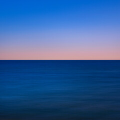 Fototapeta premium Horizon abstract seascape long exposure photography