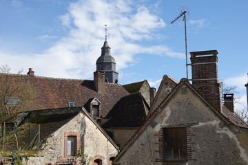 Fototapeta na wymiar Village de Moutiers-au-Perche