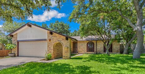 Obraz premium older house 