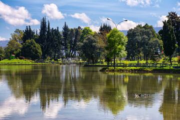 Hermoso paisaje desde el Parque de los Novios en Bogotá Colombia