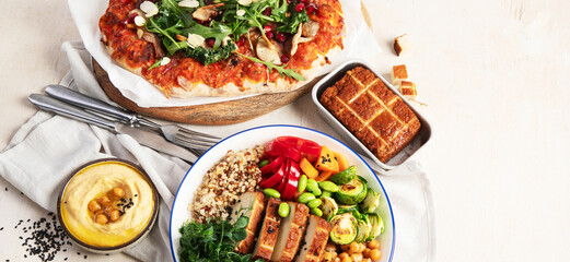 Green, healthy vegetarian food for lunch or dinner.