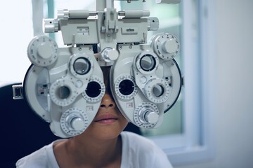 doctor examining x ray, eye test 