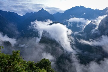Mountains in Peru Covered by Mist - Cloud Forest on the way to Machu Picchu - Lost City Peru 