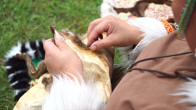 people of the north Evenki embroider national patterns