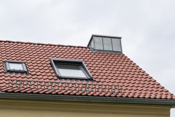 Schornstein auf einem Dach