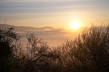 Fototapeta na wymiar Sunrise Over Umbria, Italy March 2024