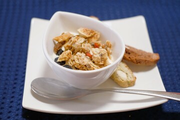 organic granola with yogurt and ｂiscotti