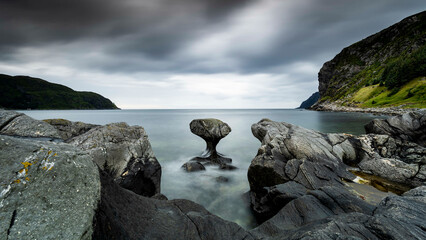 M&aring;l&oslash;y Norway, Kannesteinen 