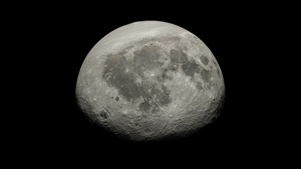 Luna llena en plena oscuridad en la noche © Daniel