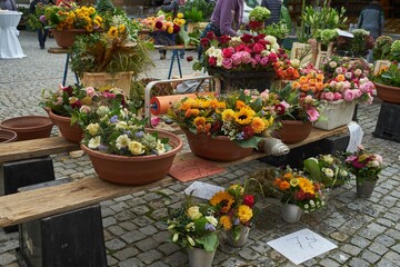 florist's stall at the market - obrazy, fototapety, plakaty
