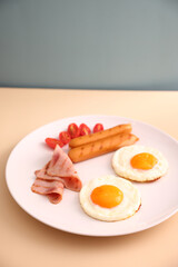 breakfast egg fried ham and sausage breakfast in studio shooting - 775118848