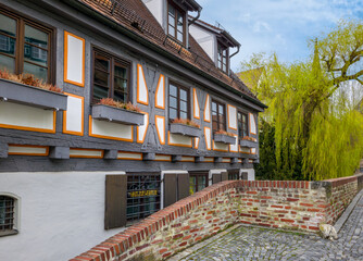 Alte Fachwerkhäuser im Fischerviertel, Ulm, Baden-Württemberg, Deutschland - 775213883