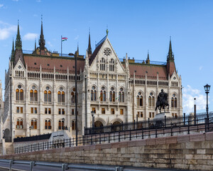 Fototapeta na wymiar Beautiful view of the Hungarian Parliament Building in Budapest