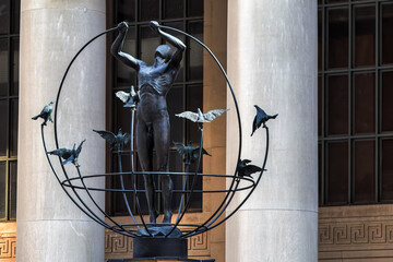 Fototapeta premium Sculpture art Multiculturalism in the exterior of Union Station, Toronto, Canada