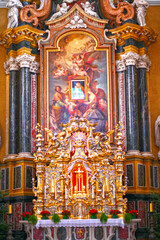 Der Hochaltar des Innsbrucker Doms (Tirol, Österreich)