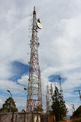Torre de rádio e TV na Serra de São Domingos