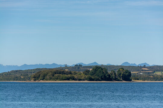 Ciudad de Calbuco, Isla Chaull&iacute;n (Helvecia), Chile