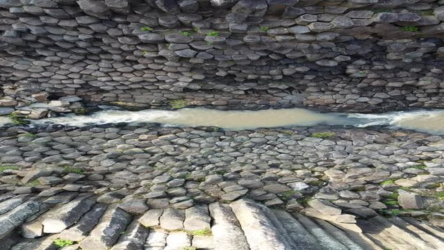 prismas bas&aacute;lticos 