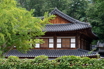 Exterior of the traditional Korean building in the Buddhist temple