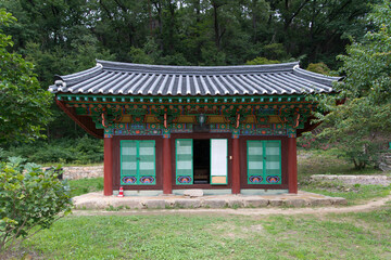 View of the traditional Korean building in the Buddhist temple