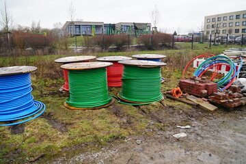 Rolls of colorful fiber optic cable for laying in the ground, underground cables for faster...