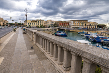 Umbertino Bridge between mainland and Ortygia island, old part of Syracuse city, Sicily, Italy