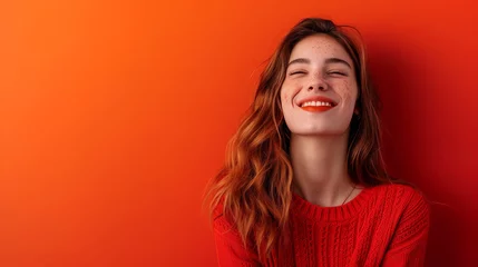 Foto op Plexiglas Smiling woman with positive charisma in front of a simple red background © Laura