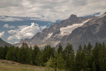 Fototapeta na wymiar Beautiful landscape of Checrouit in Italian Alps