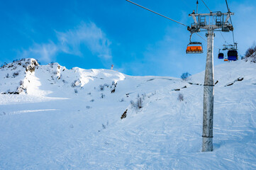 chair lift for skiing - 775995476