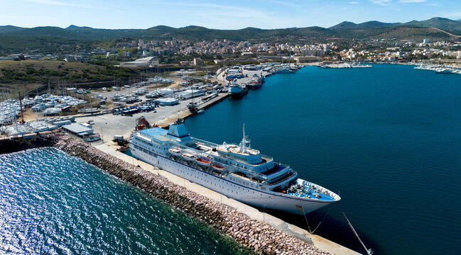 Port Of Lavrio