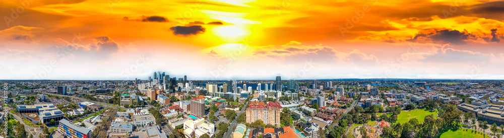 Wall mural Perth skyline, Western Australia. Beautiful panoramic aerial view of city skyline