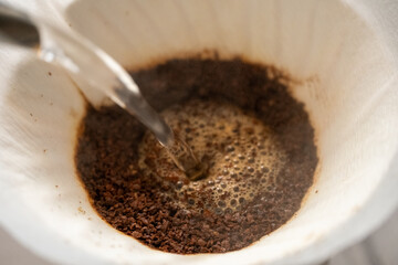 brewing coffee with the v60 method