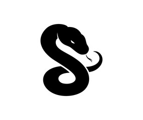 Creative Serpent Cobra Head Design Logo