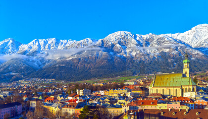 Panoramaansicht Hall in Tirol (Österreich) © Ilhan Balta