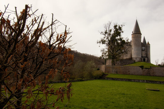 Castillo de Veves, B&eacute;lgica