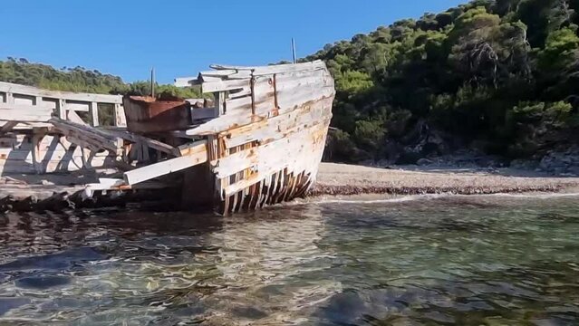 shipwreck in skyros island greece agalipa beach