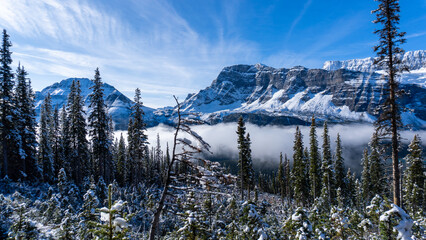 Banff National Park - Cirque Peak Hiking Trail. Backpacking. Canadian Rockies - Beautiful scenery, wallpapers - obrazy, fototapety, plakaty