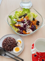 Healthy salads with riceberry rice. Delicious food. Cooking recipes. Brunch. Healthy recipe. Healthy meal. Bruch menu. Vegan. Diet food. Healthy recipes. Easy home cooking. Simply delicious. 