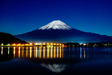 河口湖大橋の夜景 富士山の観光 山梨旅行