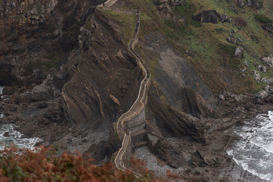 Detailed plan of the tourist monument of San Juan de Gaztelugatxe on the coast of the Basque Country, a small sanctuary on a cliff with a beautiful stone staircase surrounded by the sea.