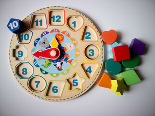 Miniature hours of children's educational toys