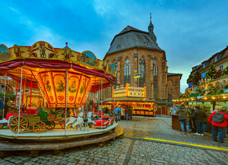 Heidelberg Christmas market on the Marketplace in front of the Church of the Holy Spirit....