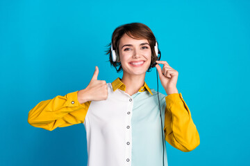 Portrait photo of young call center operator woman recommend her job as assistant for customers...